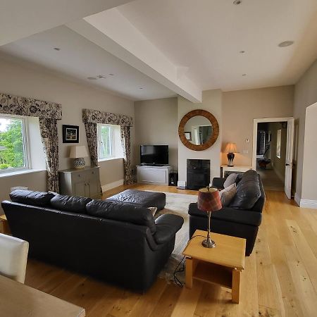The Coach House Villa Dublin Eksteriør billede